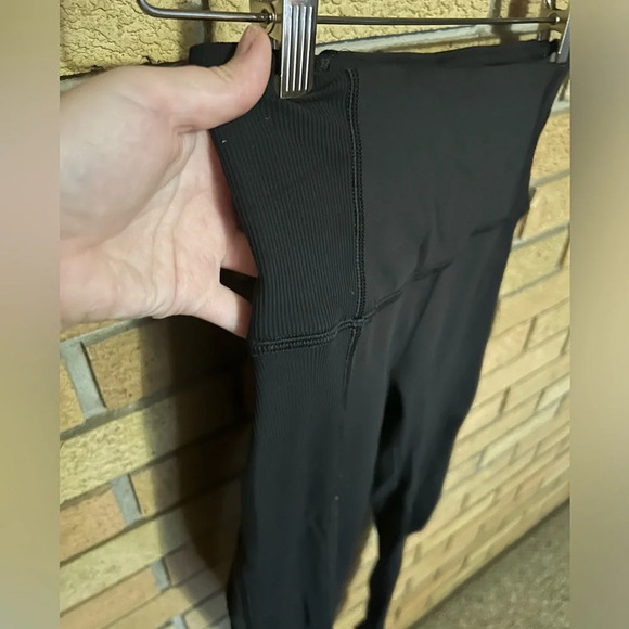 Lululemon On Your Mark Crop 23" Leggings Pants Black Size 4 - Picture 5 of 9